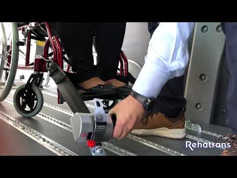 b acceso para sillas de ruedas